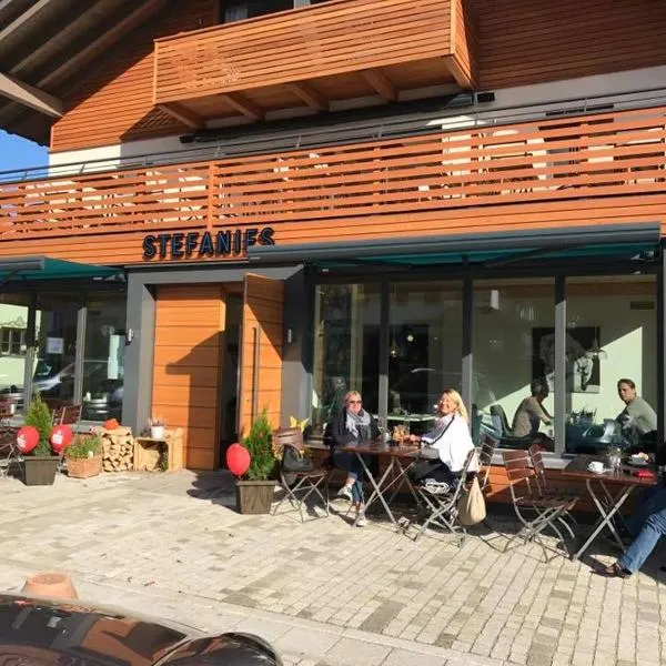 Stefanies-Café-Pension-Kultur，位于巴特法伊尔恩巴赫的酒店