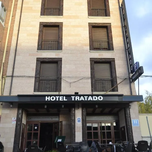 Hotel El Tratado，位于托尔德西拉斯的酒店