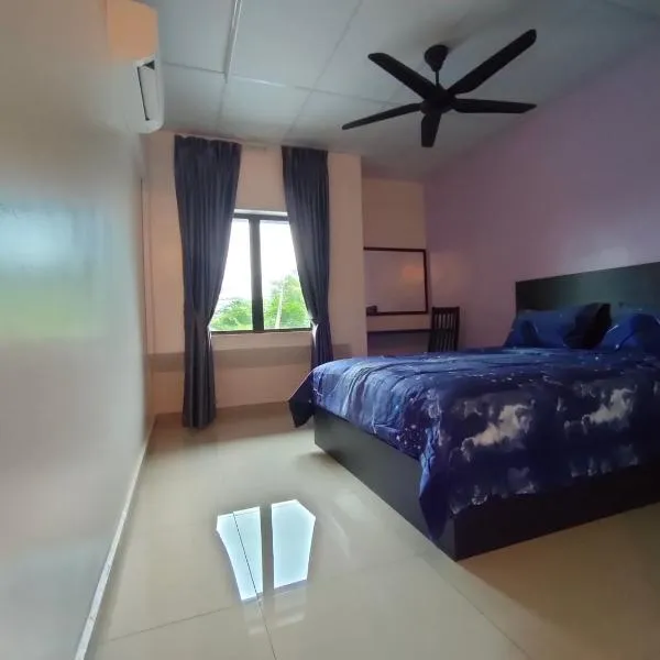 SENGGARANG HOMESTAY，位于Parit Kadir的酒店