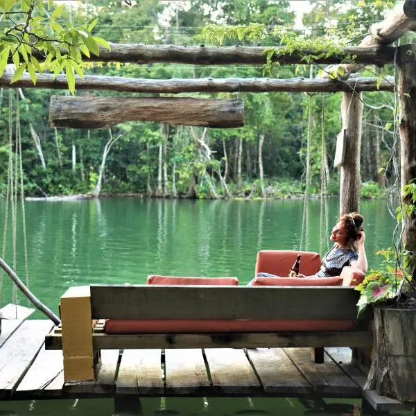 El Hotelito Perdido，位于Puerto Santo Tomás de Castilla的酒店