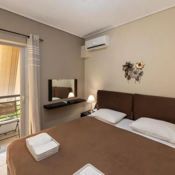 A&J Apartments or Rooms athens airport，位于马科普隆的酒店