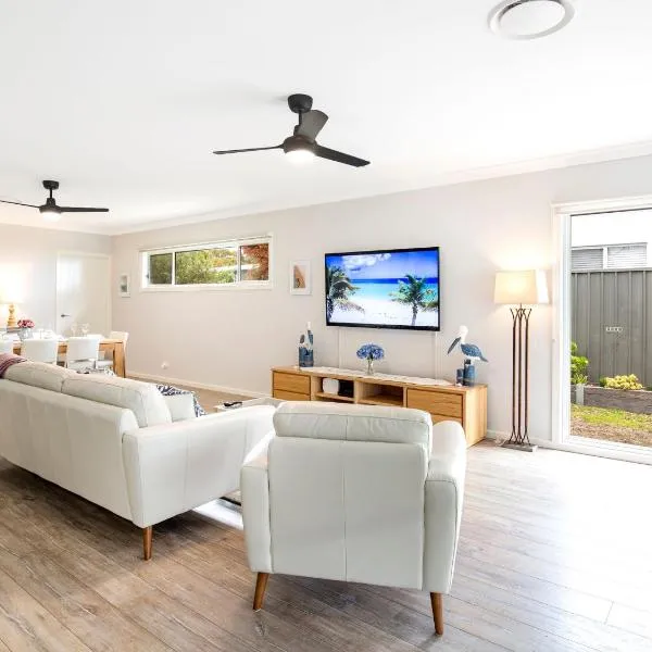Calypso - 4 Mins Walk to Beach - Community Pool，位于卡拉拉海滩的酒店