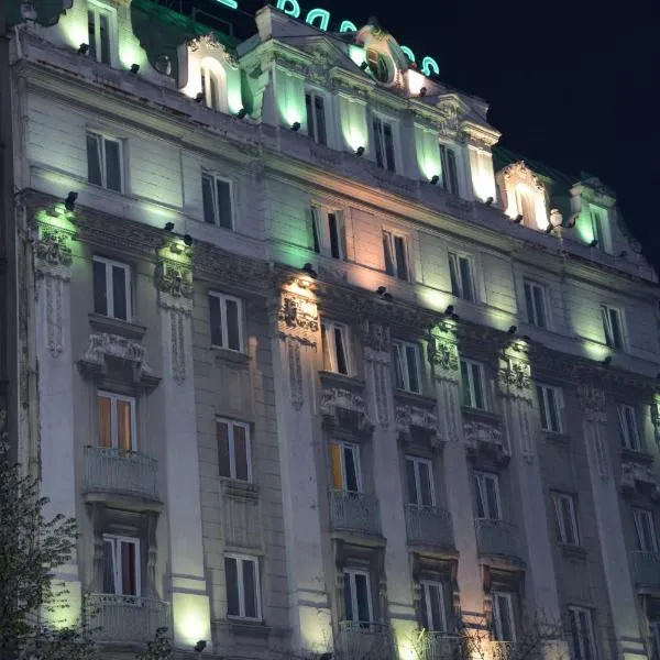 宫殿酒店 ，位于Banjica的酒店