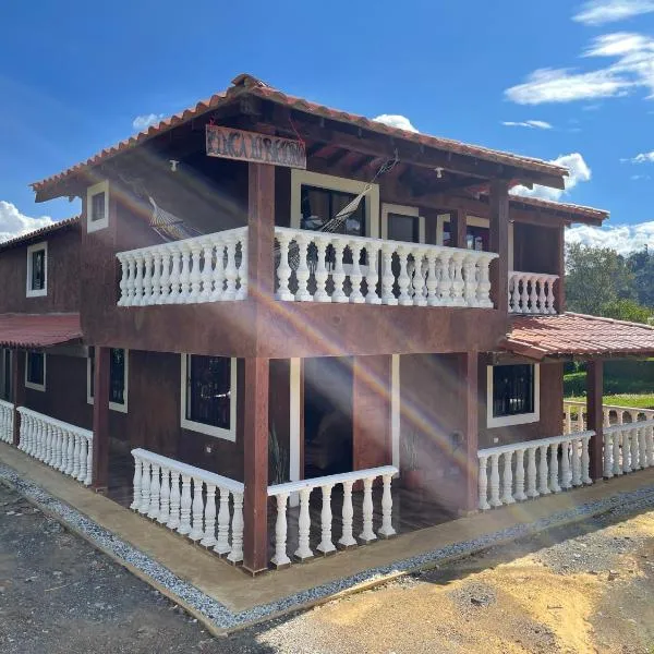 Finca vista verde hostal mágico!，位于麦德林的酒店