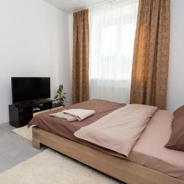 Центр. Хмельницького 6а. 2 кімнати.，位于捷尔诺波尔的酒店