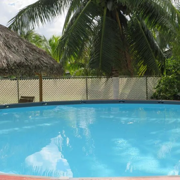 LAKE VIEW CONDO，位于Tropical Park的酒店