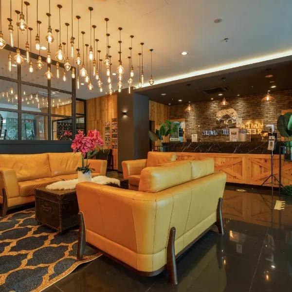 槟城夏日树酒店，位于Bukit Lada的酒店