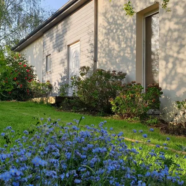 Grande maison avec SPA proche de CAEN et de la mer，位于Brouay的酒店