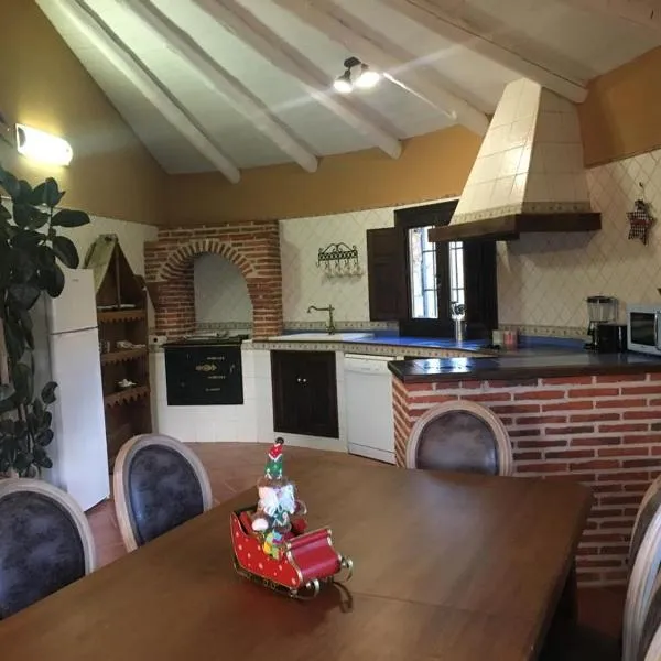 El Chozo，位于Fuentidueña的酒店