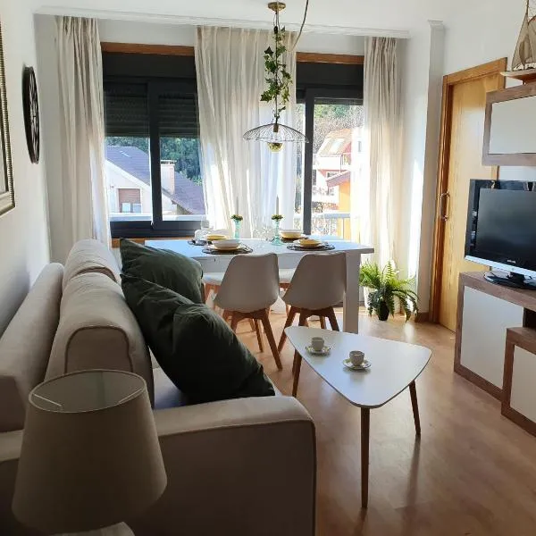 Acogedor apartamento en Boiro，位于Valmaior的酒店