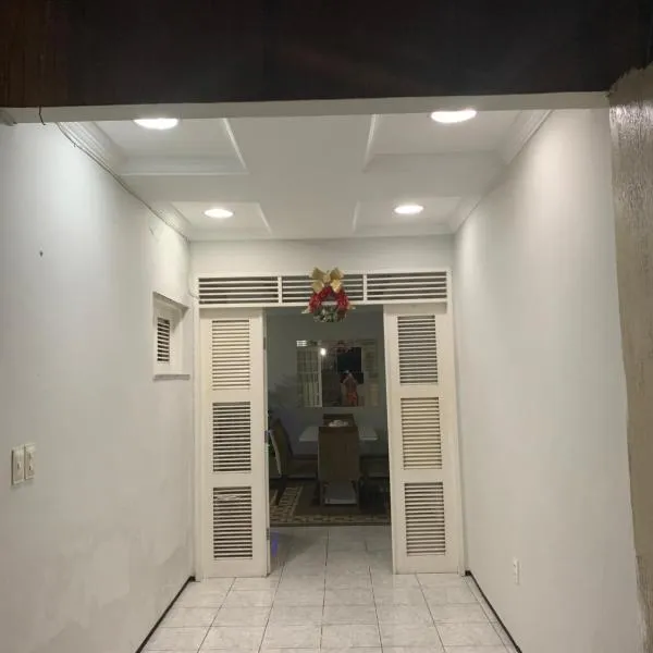 Sua casa fora de casa，位于福塔莱萨的酒店