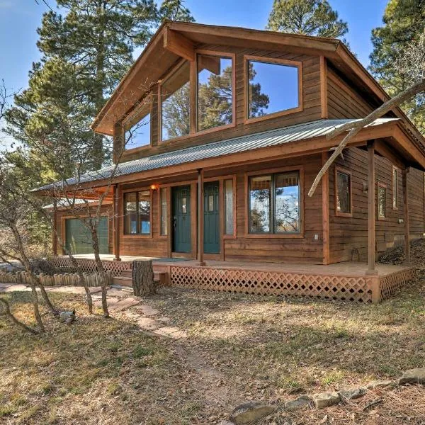Pagosa Lakes Mountain Hideout with Community Perks!，位于帕戈萨斯普林斯的酒店