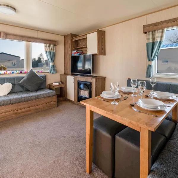 Lakeside, Thorpe Park Cleethorpes Static Caravan，位于Grainthorpe的酒店