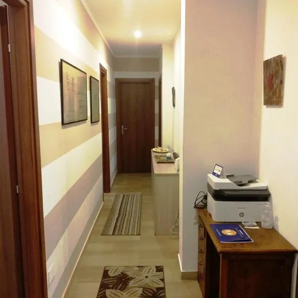 Edoardoapartments1，位于韦尔切利的酒店