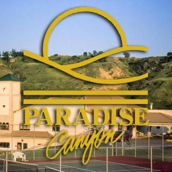 Paradise Canyon Golf Resort, Signature Walkout Condo 380，位于Raymond的酒店