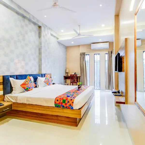 FabHotel 7th Crossing Malviya Nagar，位于斋浦尔的酒店