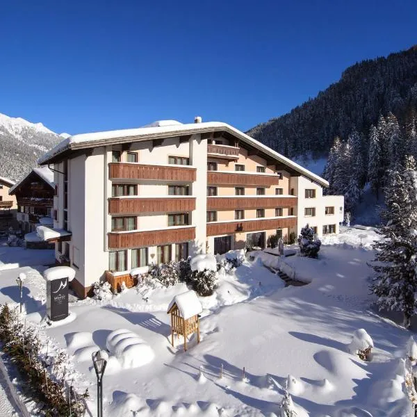 "Quality Hosts Arlberg" Hotel Garni Mössmer，位于圣安东阿尔贝格的酒店