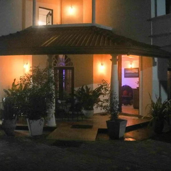 Thidasa Holiday Resort，位于Nallapambukulama的酒店