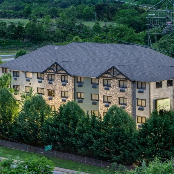 Brookstone Lodge near Biltmore Village, Ascend Hotel Collection，位于Royal Pines的酒店