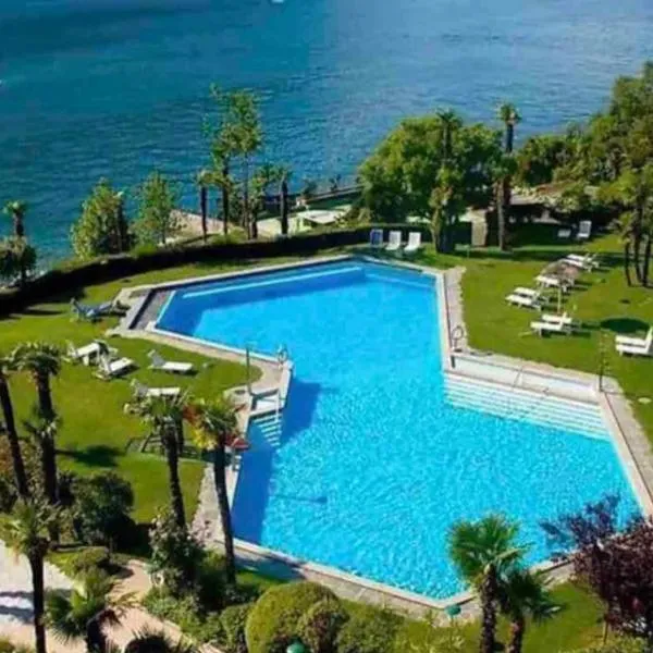 Holiday on The Lake Lugano 2，位于比索内的酒店
