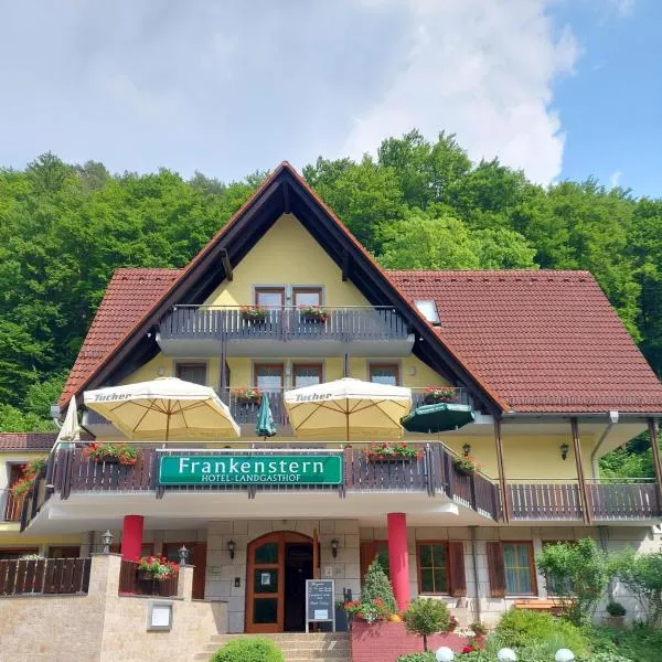 Hotel Landgasthof Frankenstern，位于Oberfellendorf的酒店