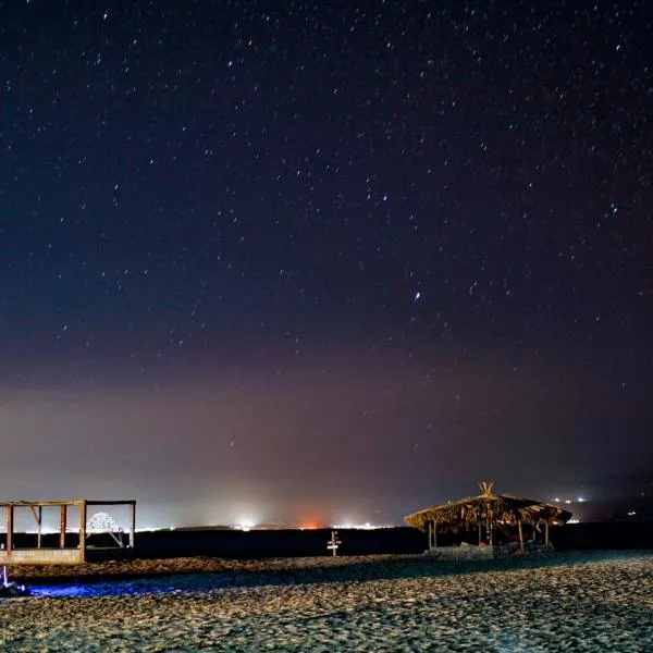 Spicy Beach Camp，位于努韦巴的酒店