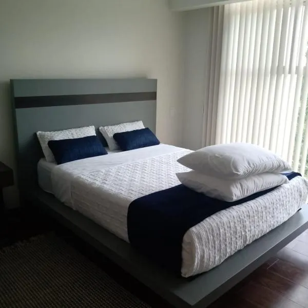 Lovely Apartment near Costa Rica airport，位于埃雷迪亚的酒店