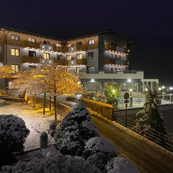 Ariston Lake View Hotel，位于维古罗巴塞尔加的酒店