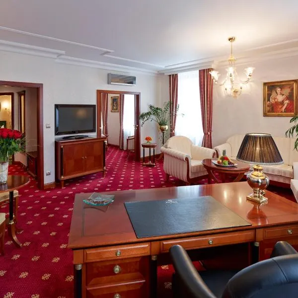 斯迪福尼柯酒店，位于米亚瓦的酒店