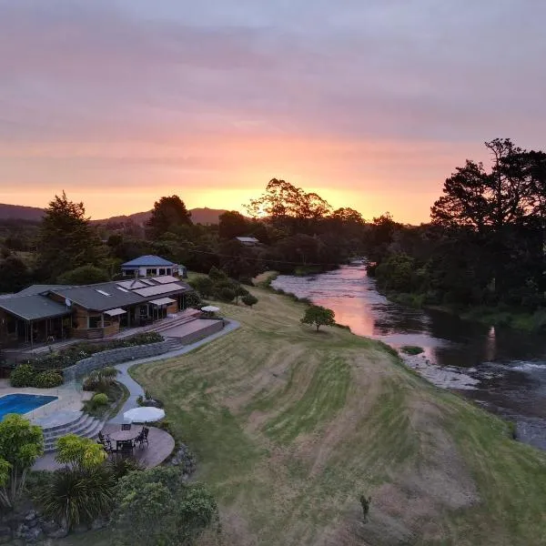 Te Awa Lodge，位于派西亚的酒店