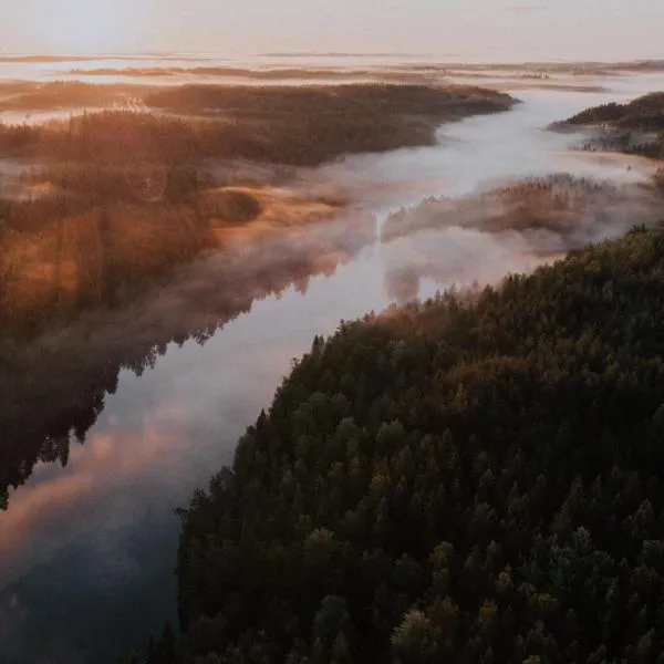 Fish & Fun Holiday Village，位于Paaso的酒店