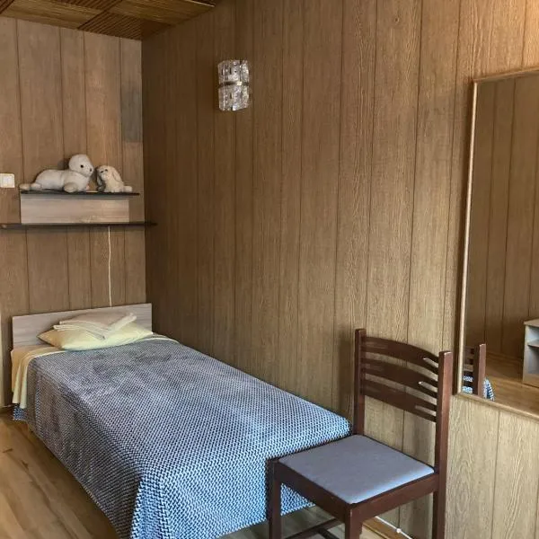 Piiri Guest Apartment，位于Korkuna的酒店