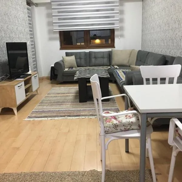 Two Rooms And Kitchen, bathroom with balcony apartment，位于马特卡的酒店