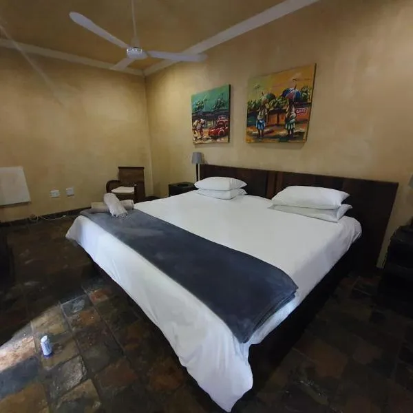 Eagles Nest Estate Luxury Guest House，位于Jacksonʼs Drift的酒店