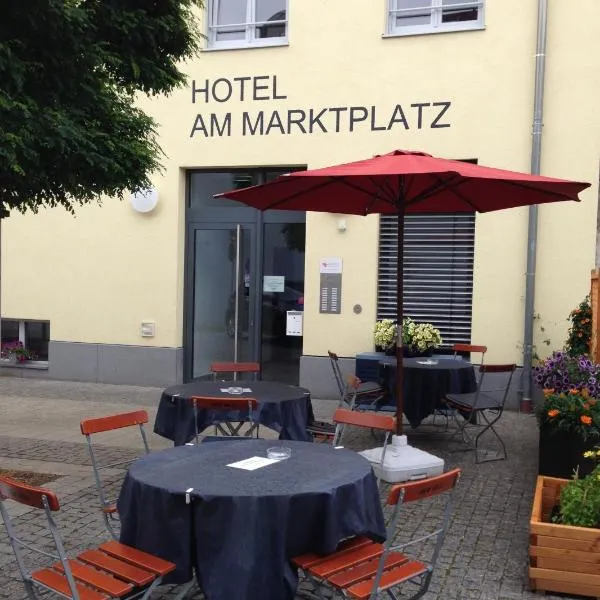 Hotel am Marktplatz，位于Taufkirchen的酒店