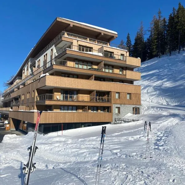 Les ARCS 1600 - SKI AUX PIEDS - MAGNIFIQUE DUPLEX 12 PERSONNES，位于圣莫里斯堡的酒店