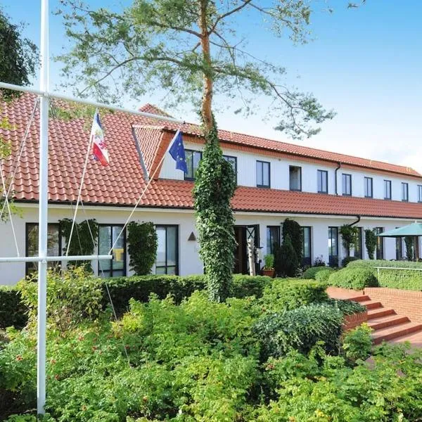 Apartments Post Hiddensee Vitte，位于Plogshagen的酒店