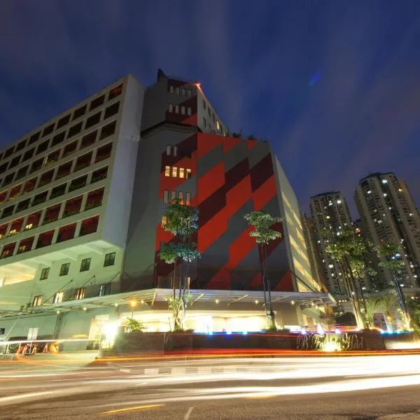 乙风尚酒店，位于雅加达的酒店