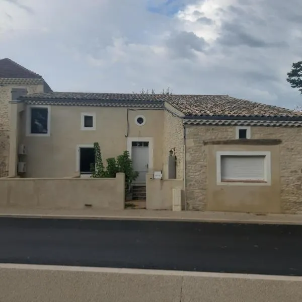 Appartement T2 au cœur du village，位于Cléon-dʼAndran的酒店
