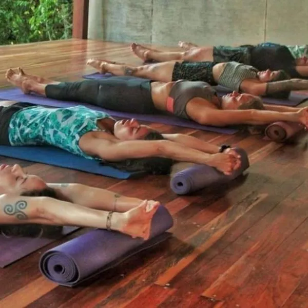 Trindade Sea and Forest Yoga Hostel，位于特林达德的酒店