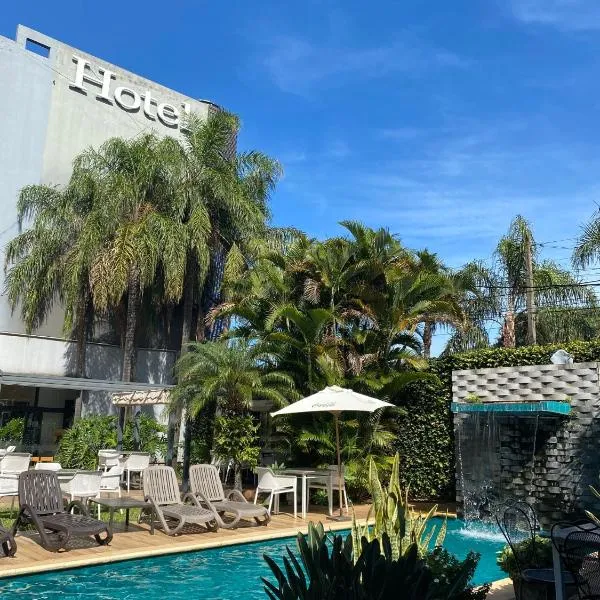 Milord Hotel，位于Colonia Tacuarí的酒店