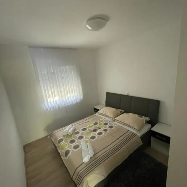 Apartman Dorotea，位于扎顿的酒店