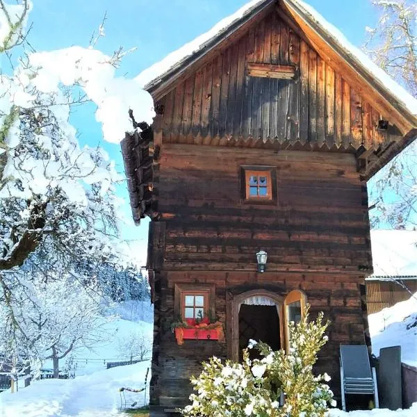 Chalet "Knusperhäuschen"，位于穆劳的酒店