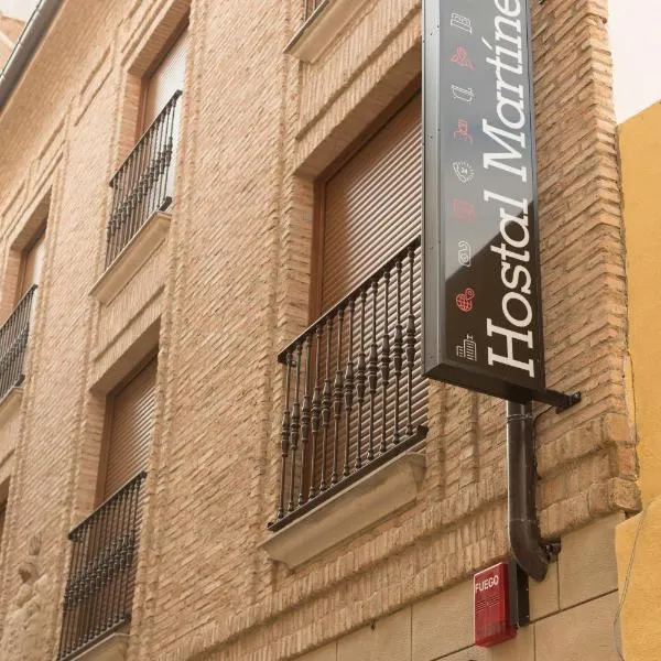 Hostal Martínez，位于Villafranca的酒店