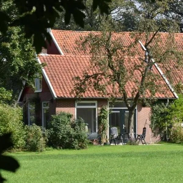 Vakantiehuisje op de Rotmanshoeve，位于Brinkheurne的酒店