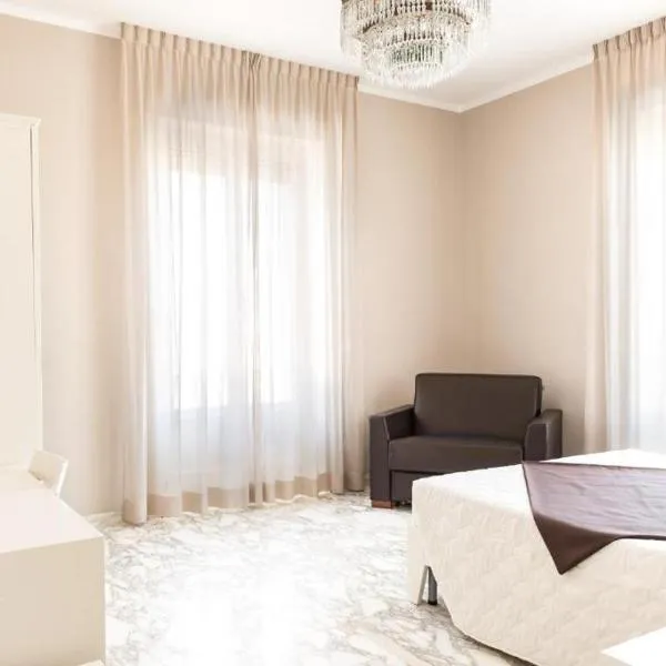 Faro Bianco Gallipoli - Suites & Apartments，位于加利波利的酒店