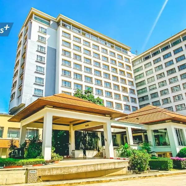 K Park Grand Hotel SHA PLUS certified，位于Ban Nikhom Soi的酒店