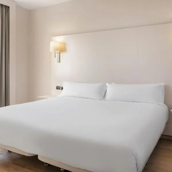 B&B HOTEL Elche，位于Daimés的酒店