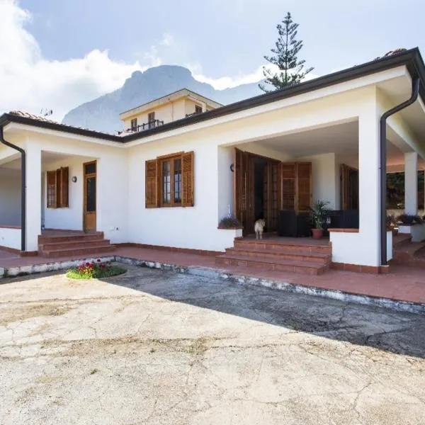 Casa del Sole，位于奇尼斯的酒店