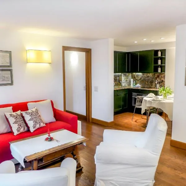 Apartment Chesa Sonnalpine B 52 by Interhome，位于圣莫里茨的酒店